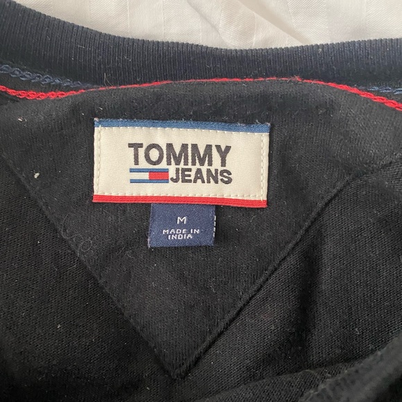 Tommy Hilfiger Black Tshirt - Picture 2 of 3